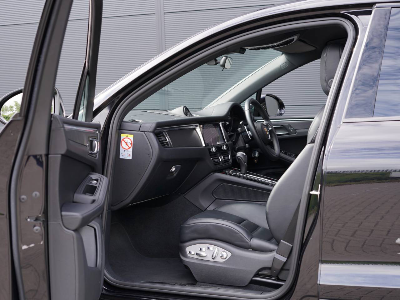 Macan GTS PDK (141) image 10