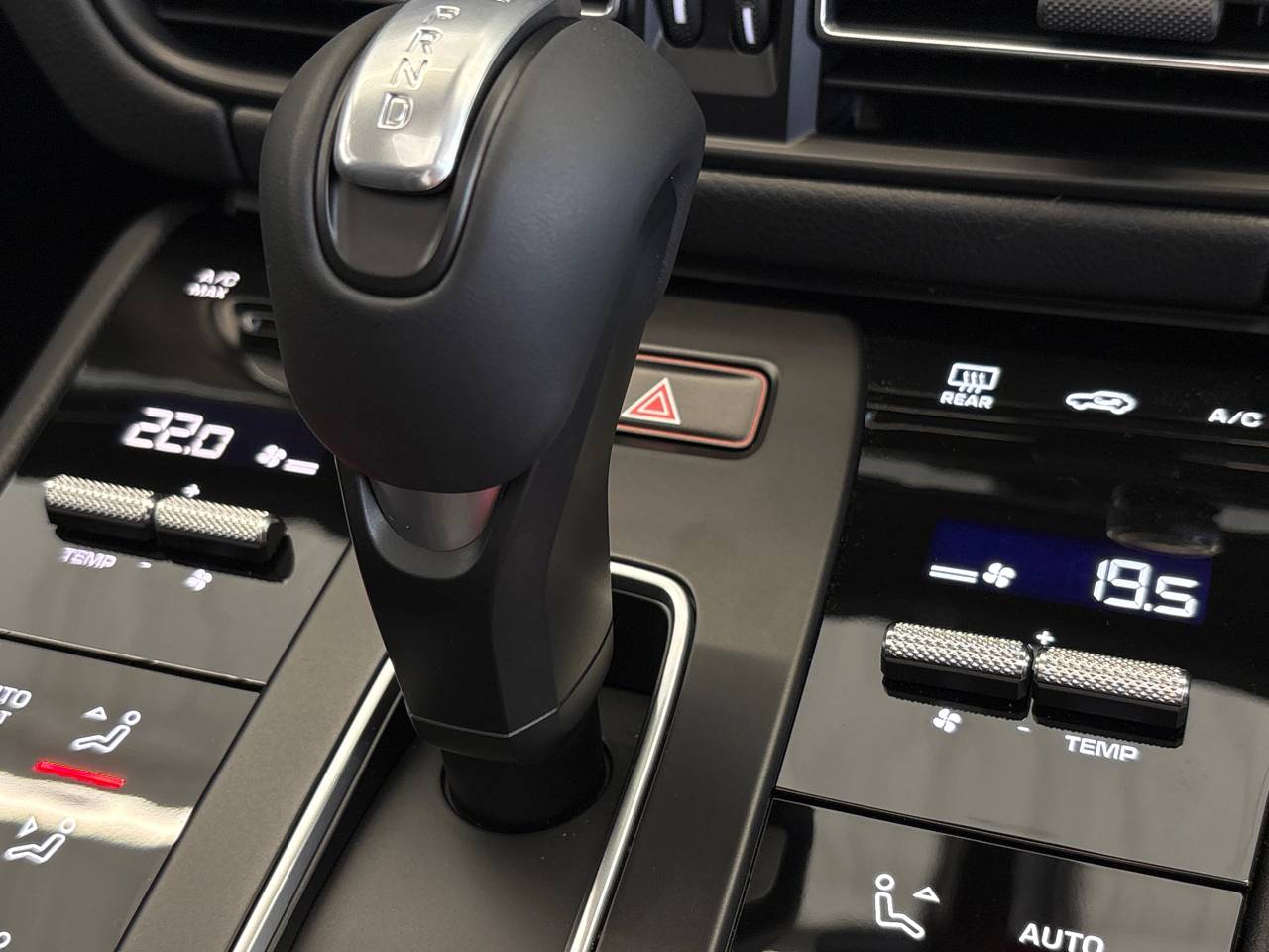 Macan (17) image 33