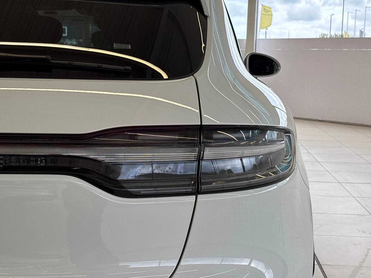 Macan (17) image 14
