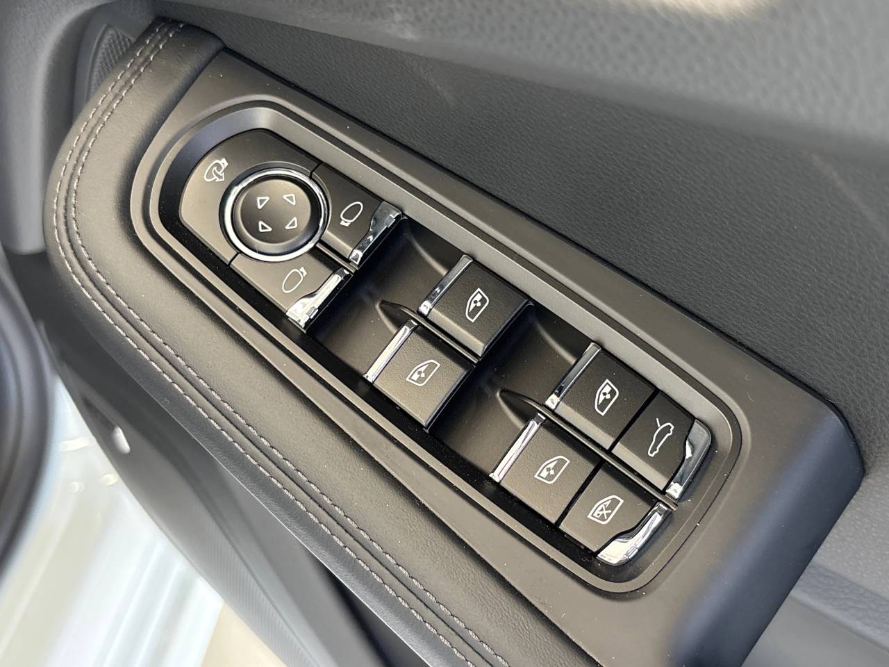 Macan (17) image 42