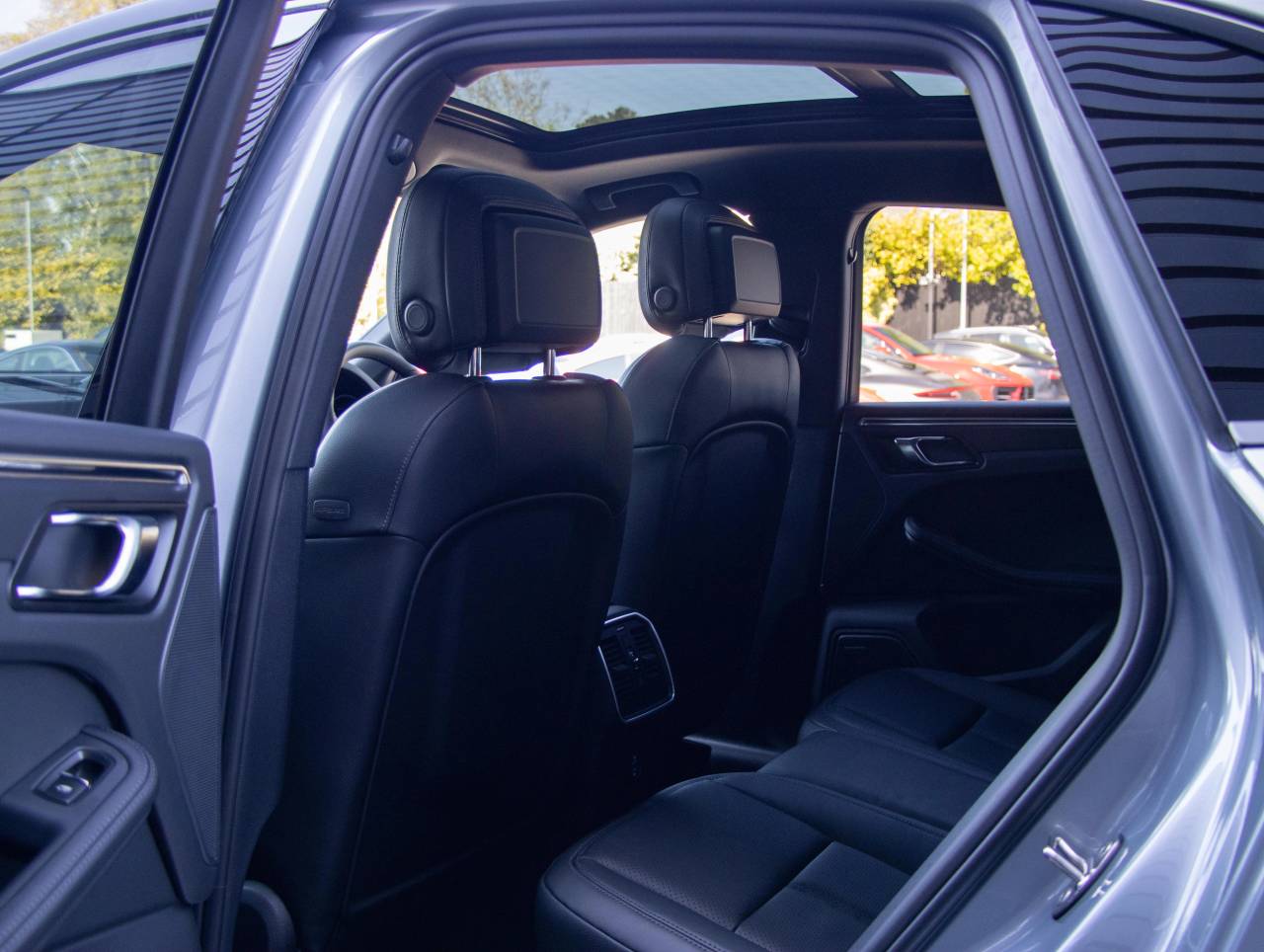 Macan (64) image 30