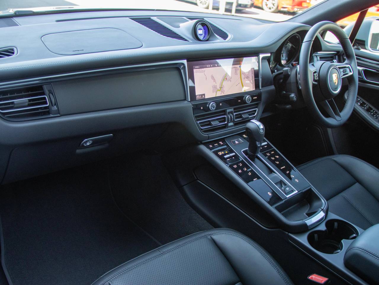 Macan (64) image 15