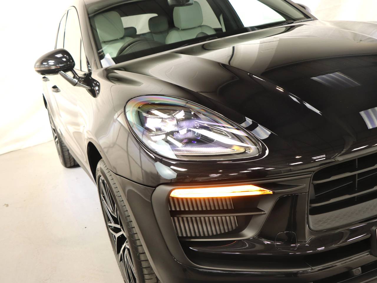Macan (72) image 11