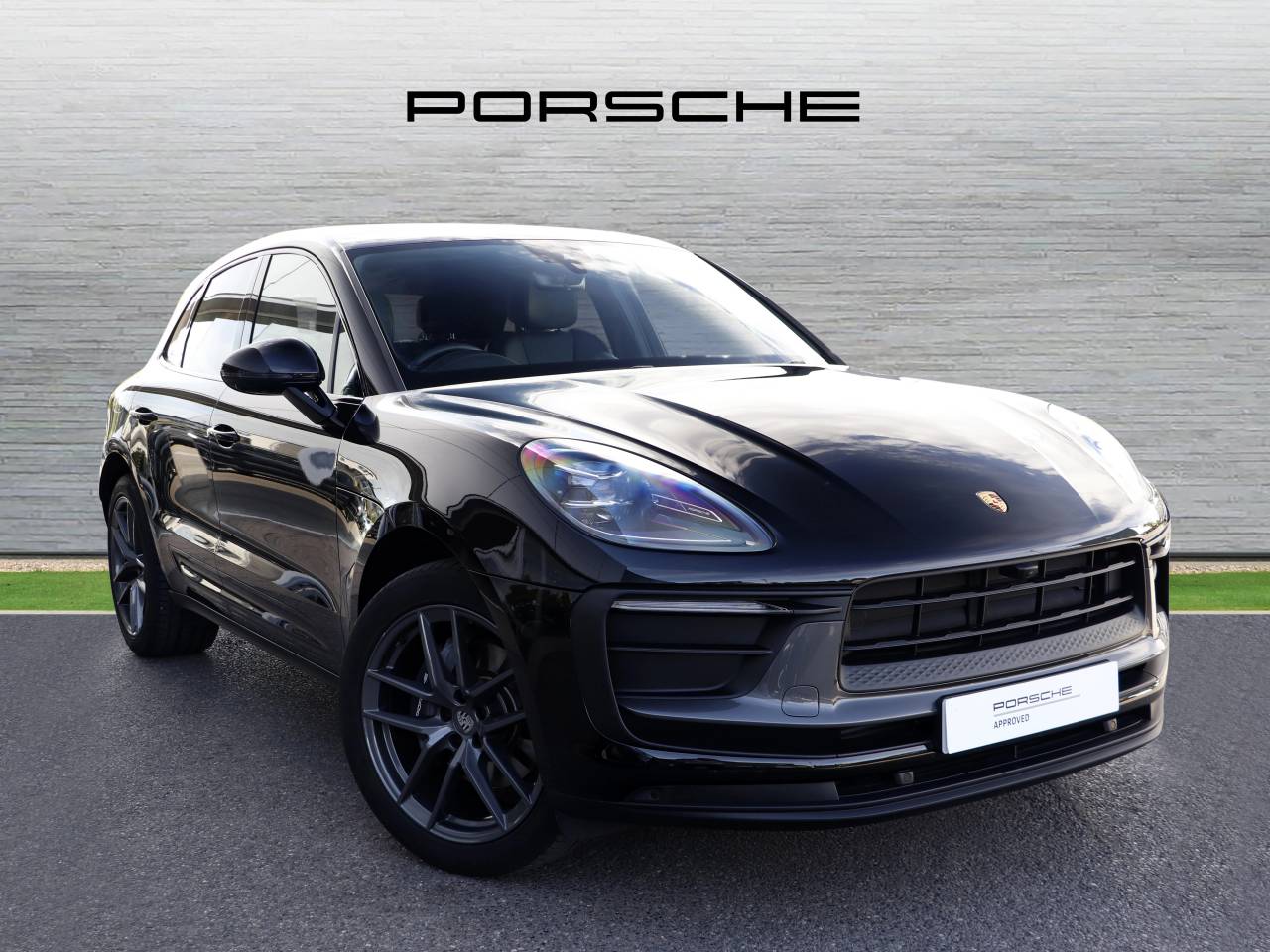 Macan T PDK