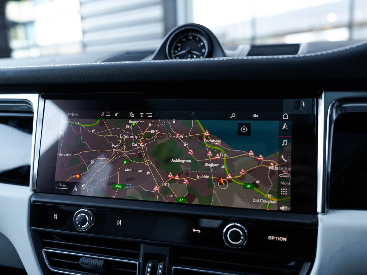 Macan (42) image 23