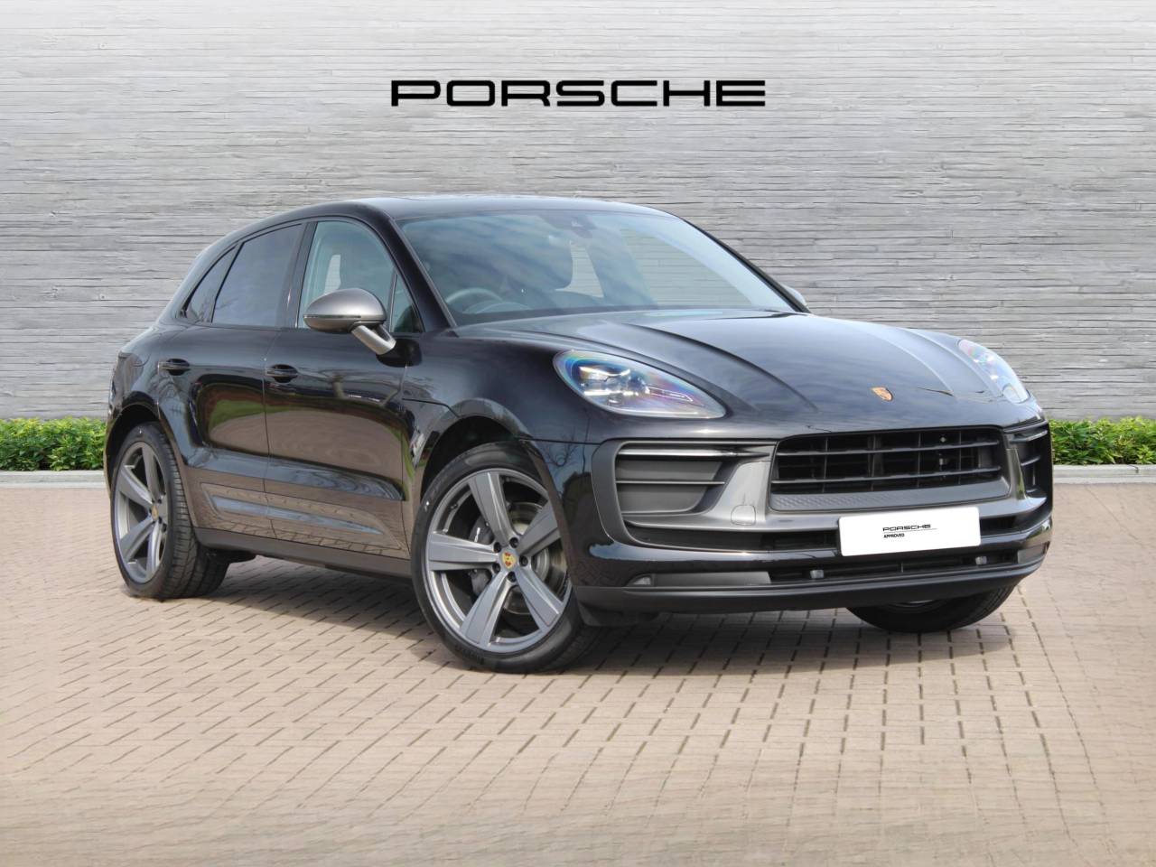 Macan T PDK