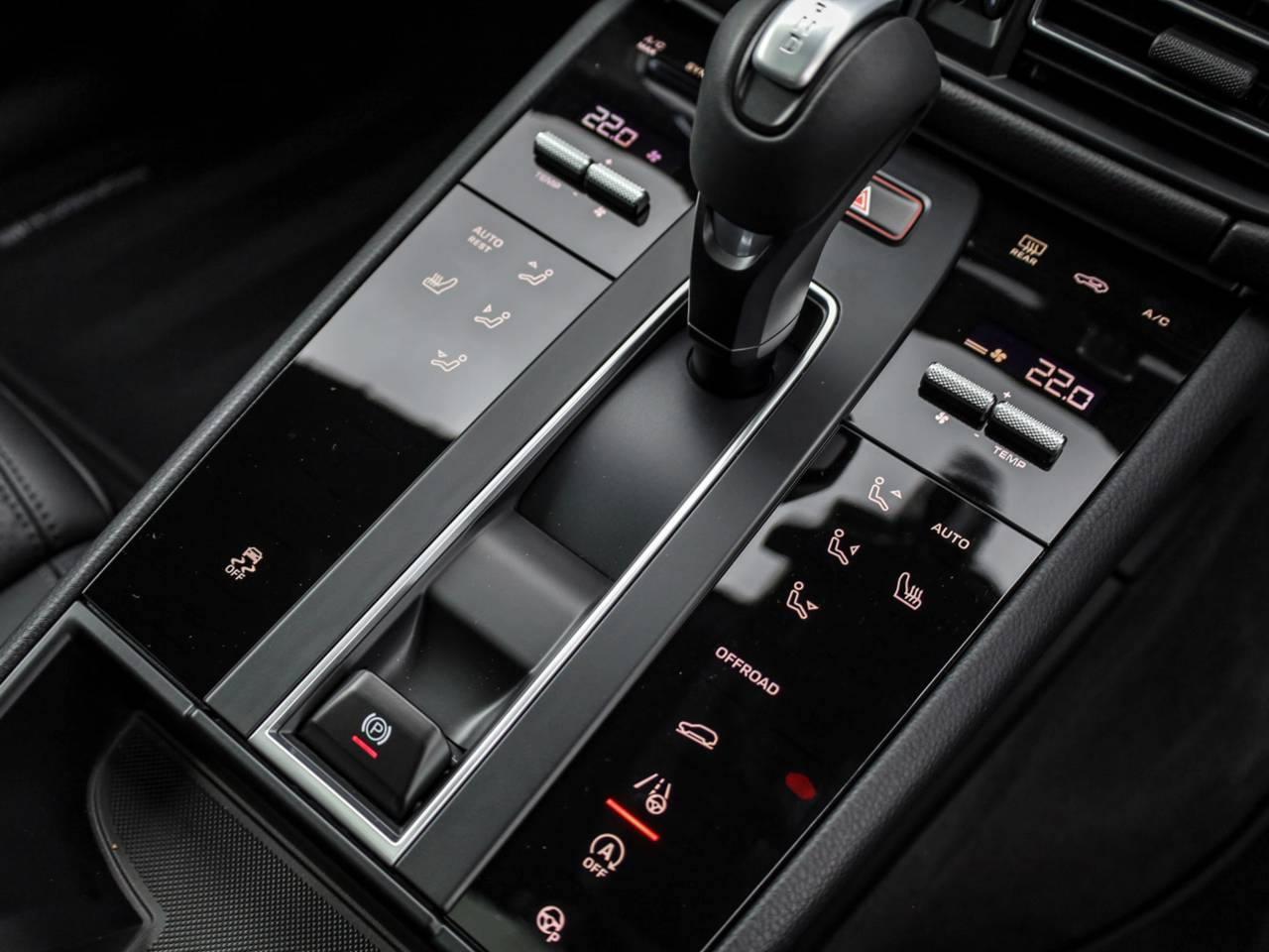Macan (72) image 23