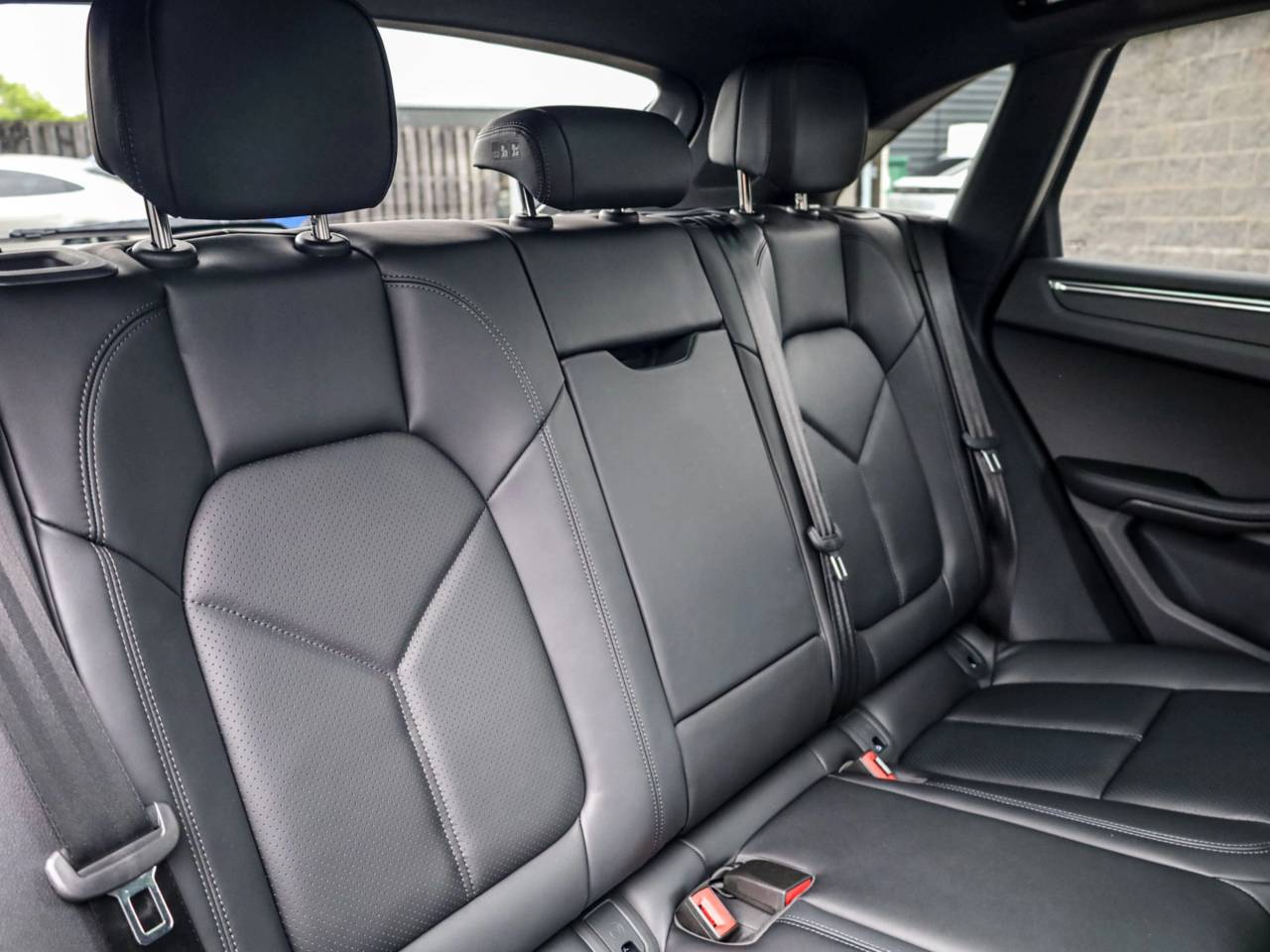 Macan (72) image 32