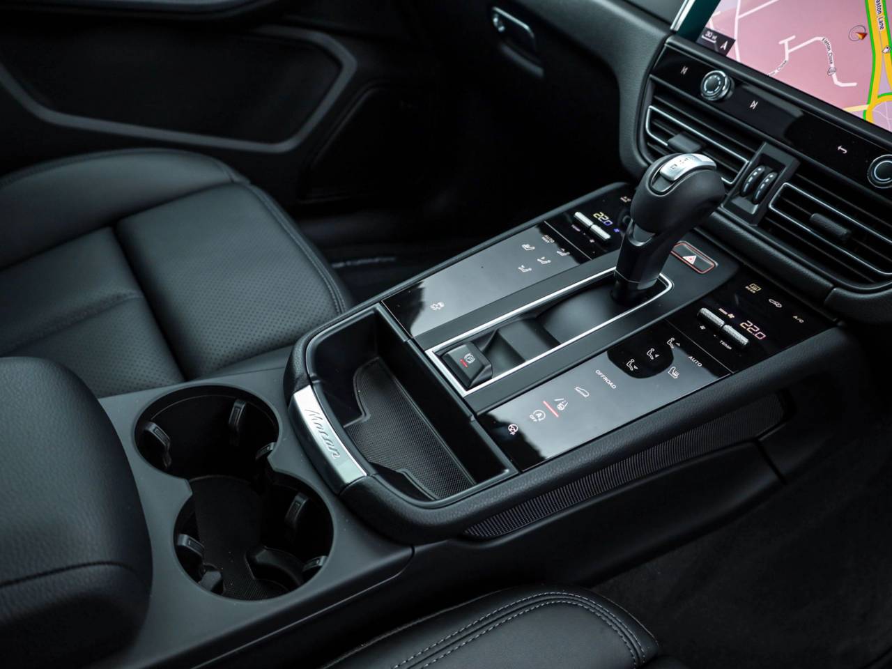 Macan (72) image 22