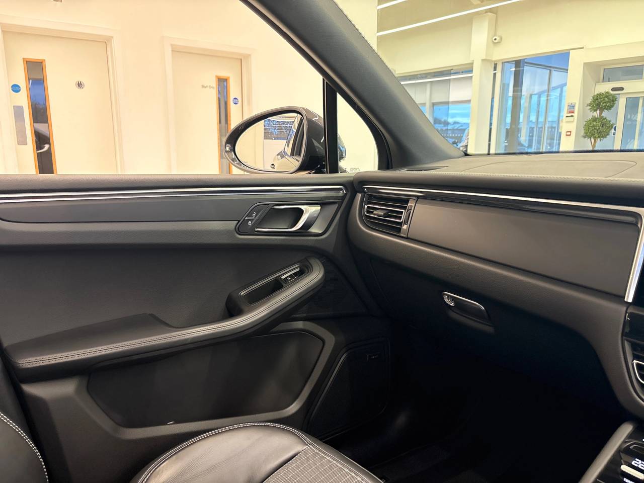 Macan T PDK (4) image 34