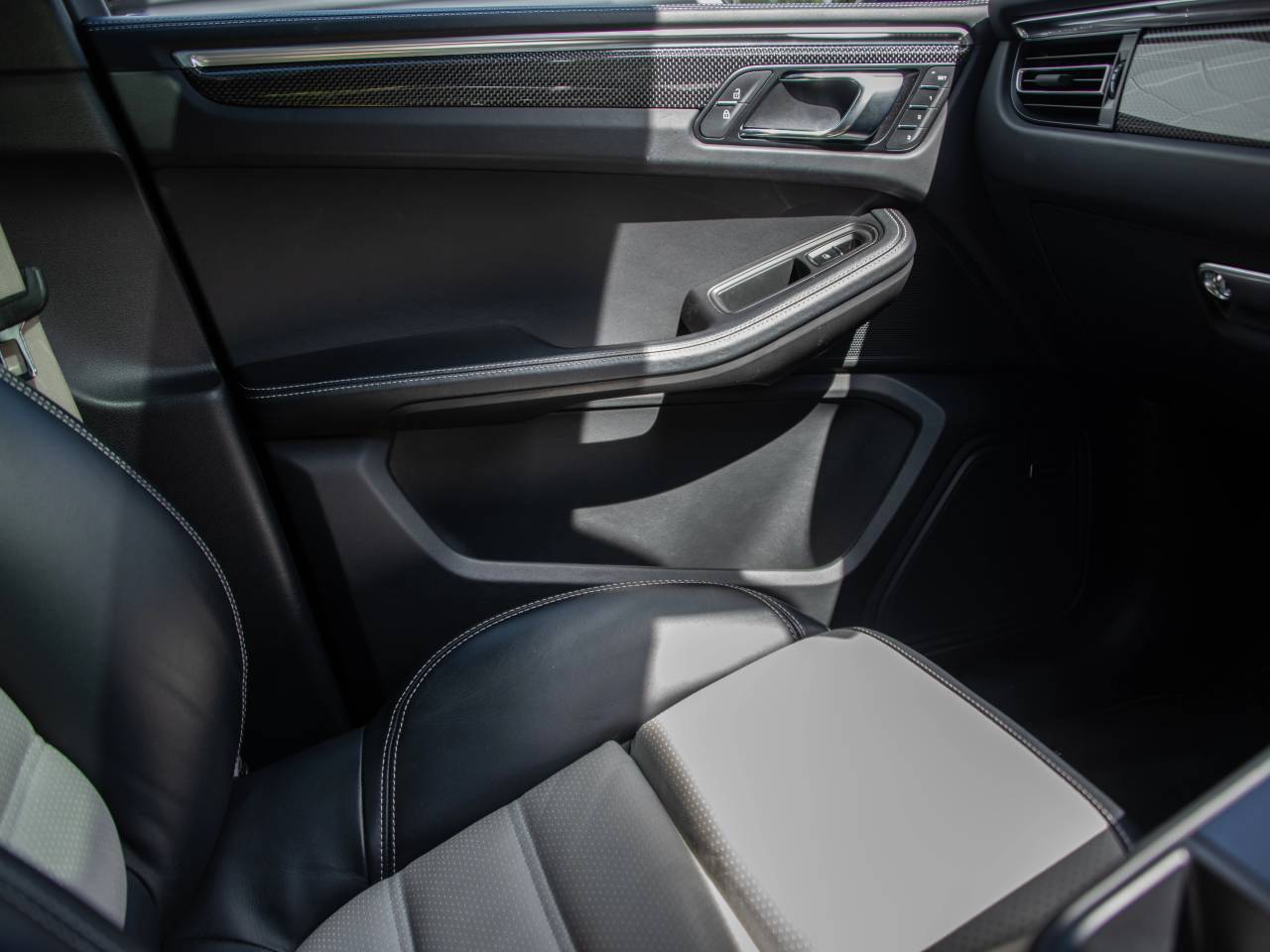 Macan GTS PDK (130) image 38
