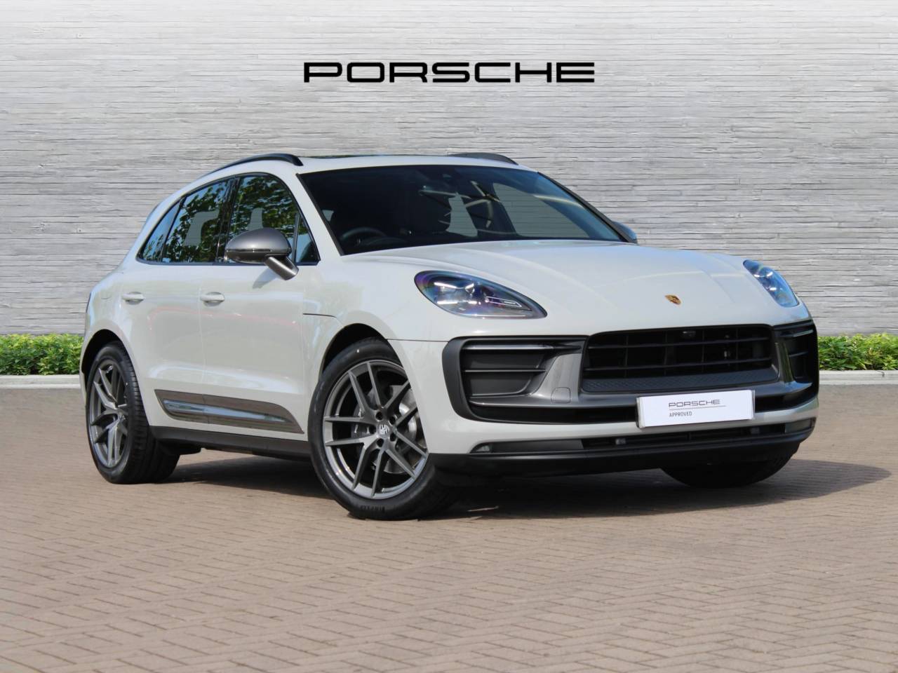 Macan T PDK