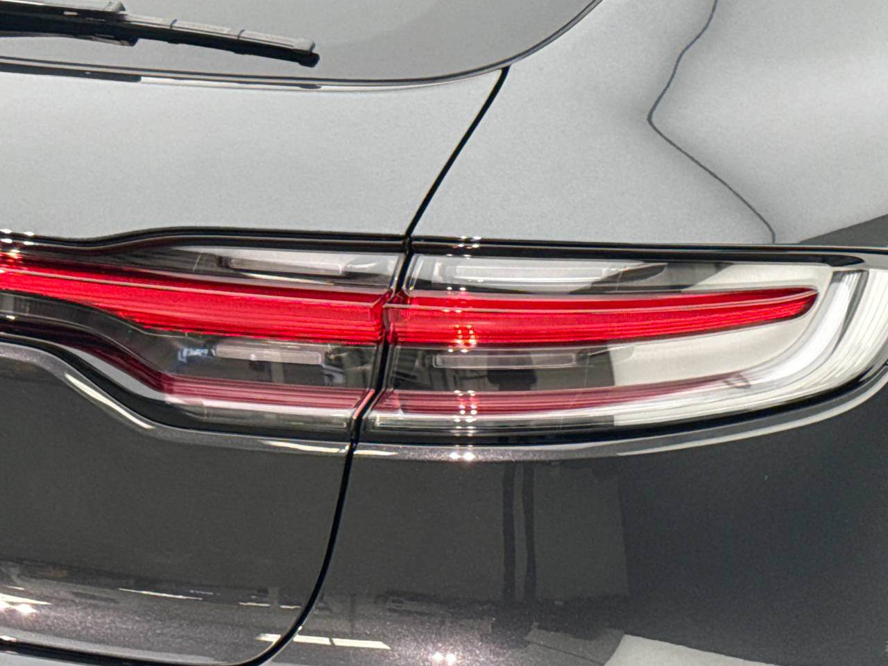 Macan (82) image 14