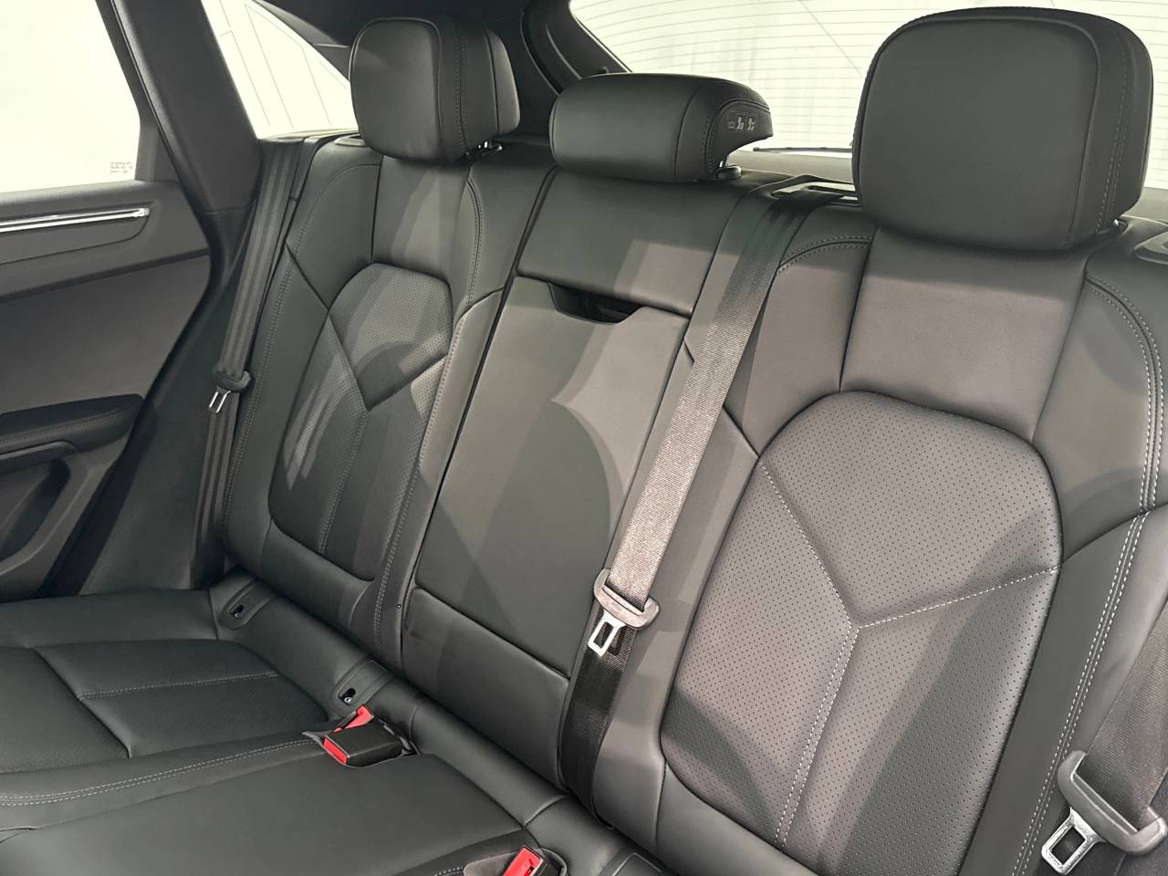 Macan (82) image 29