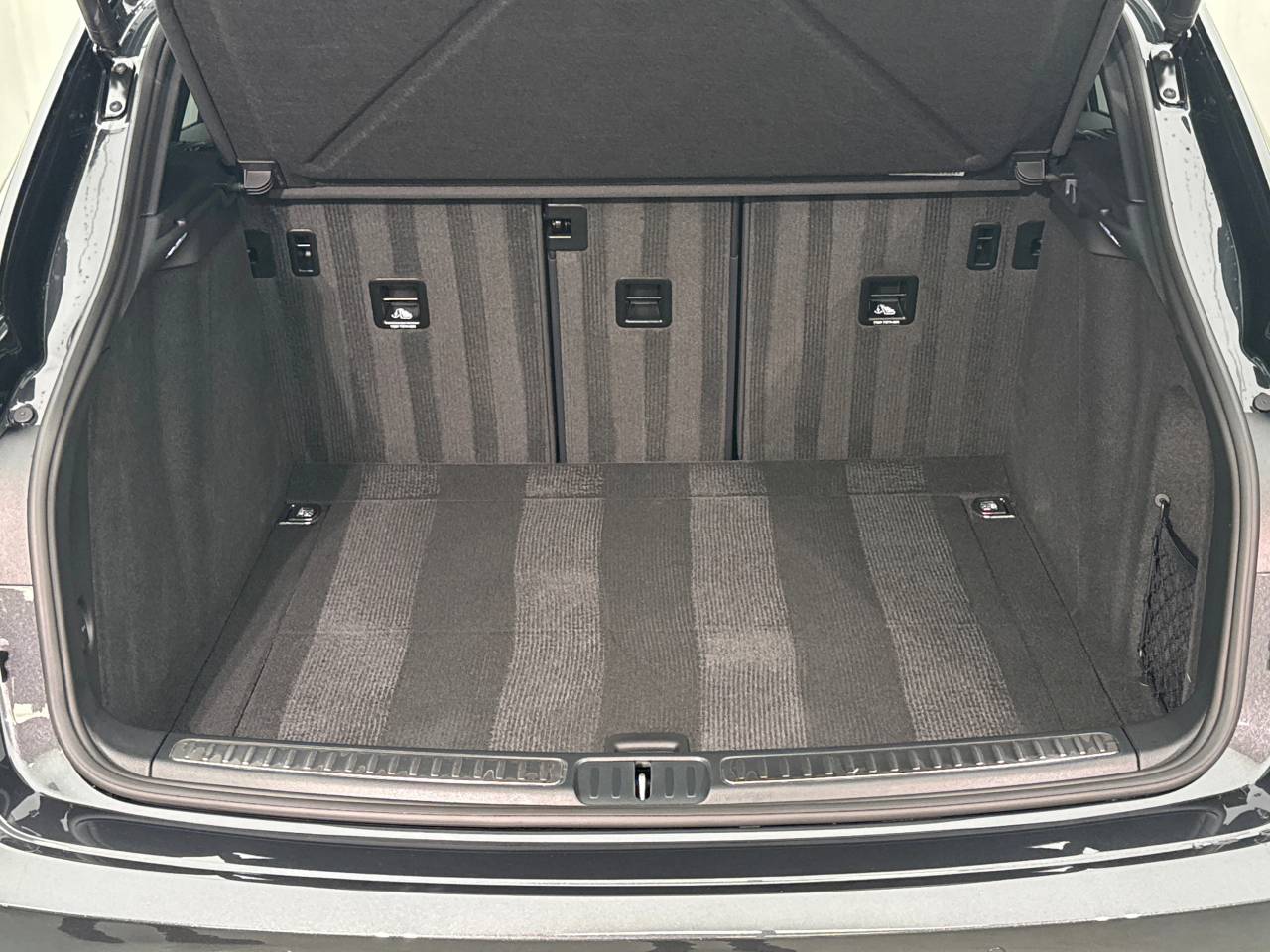 Macan (82) image 16