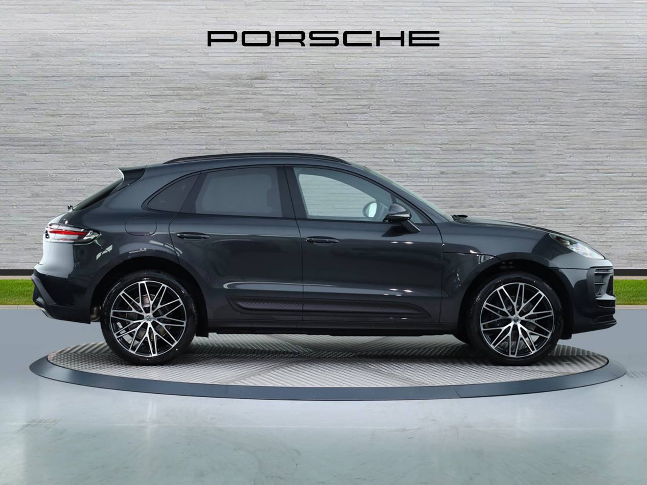 Macan (82) image 10