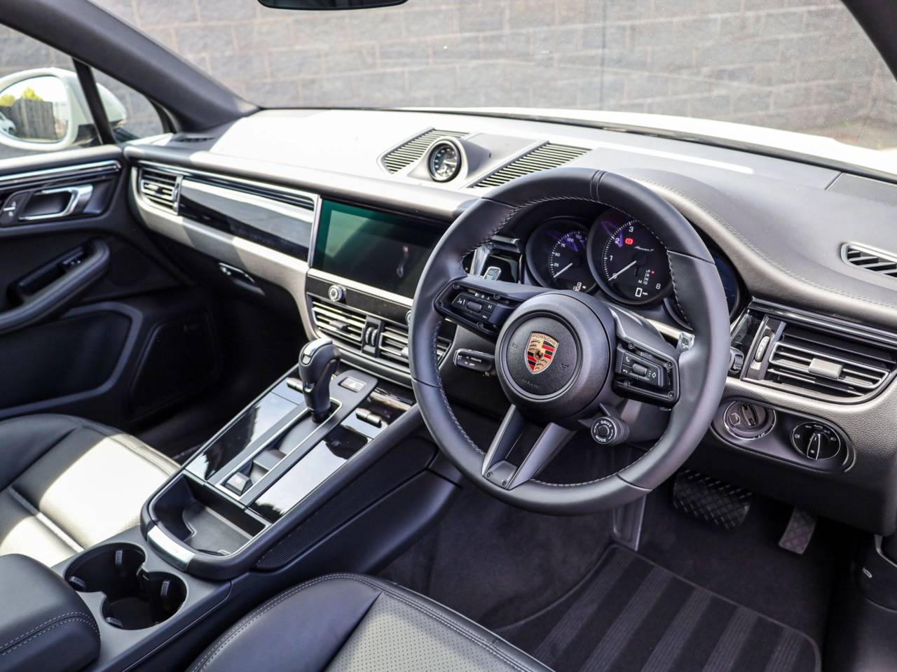 Macan (74) image 44
