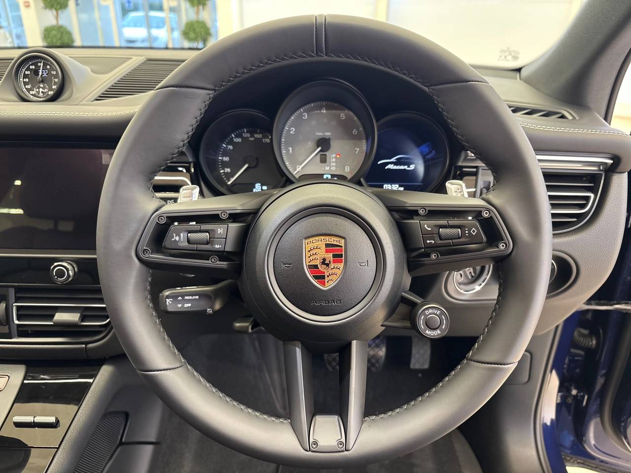 Macan (12) image 24
