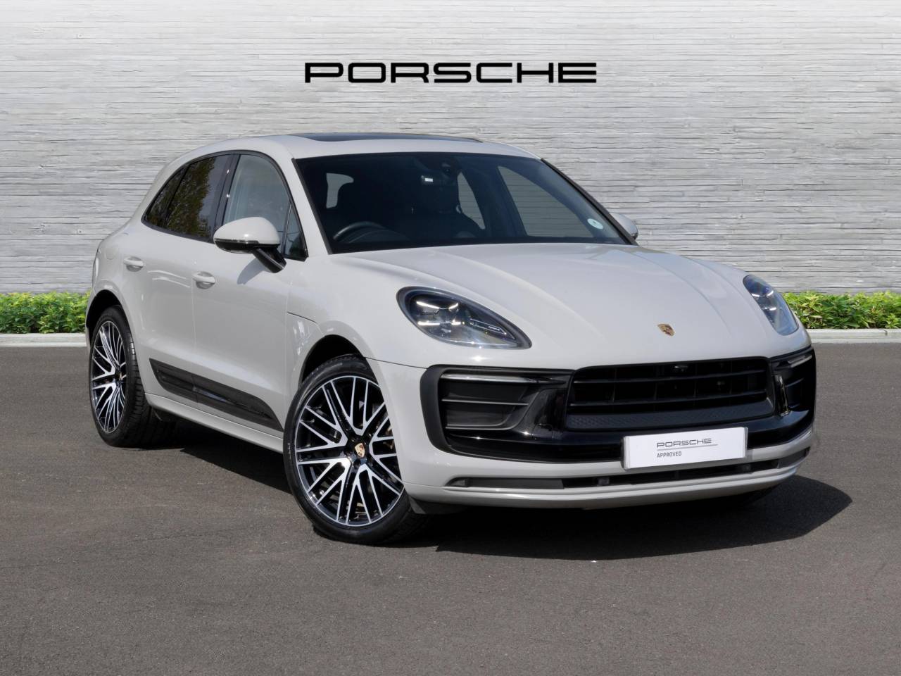 Macan T PDK