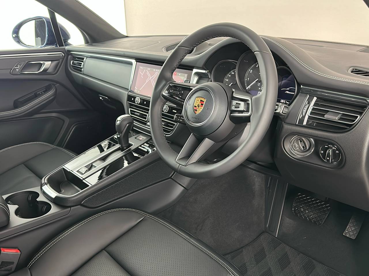 Macan PDK (180) image 22