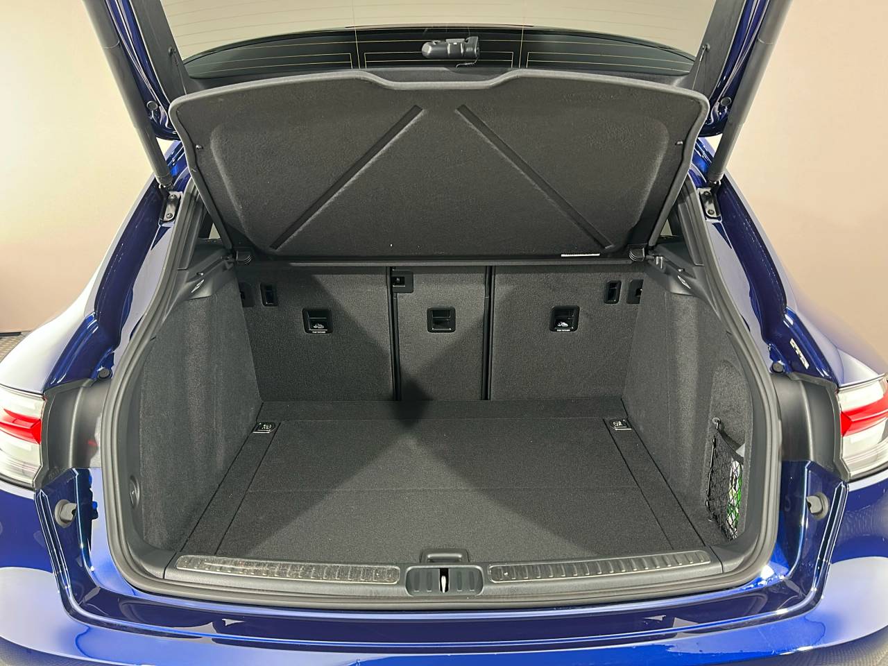 Macan PDK (180) image 05