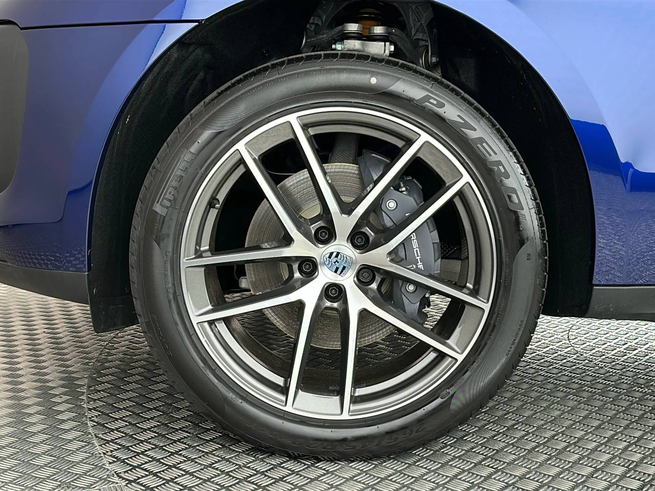 Macan PDK (180) image 06