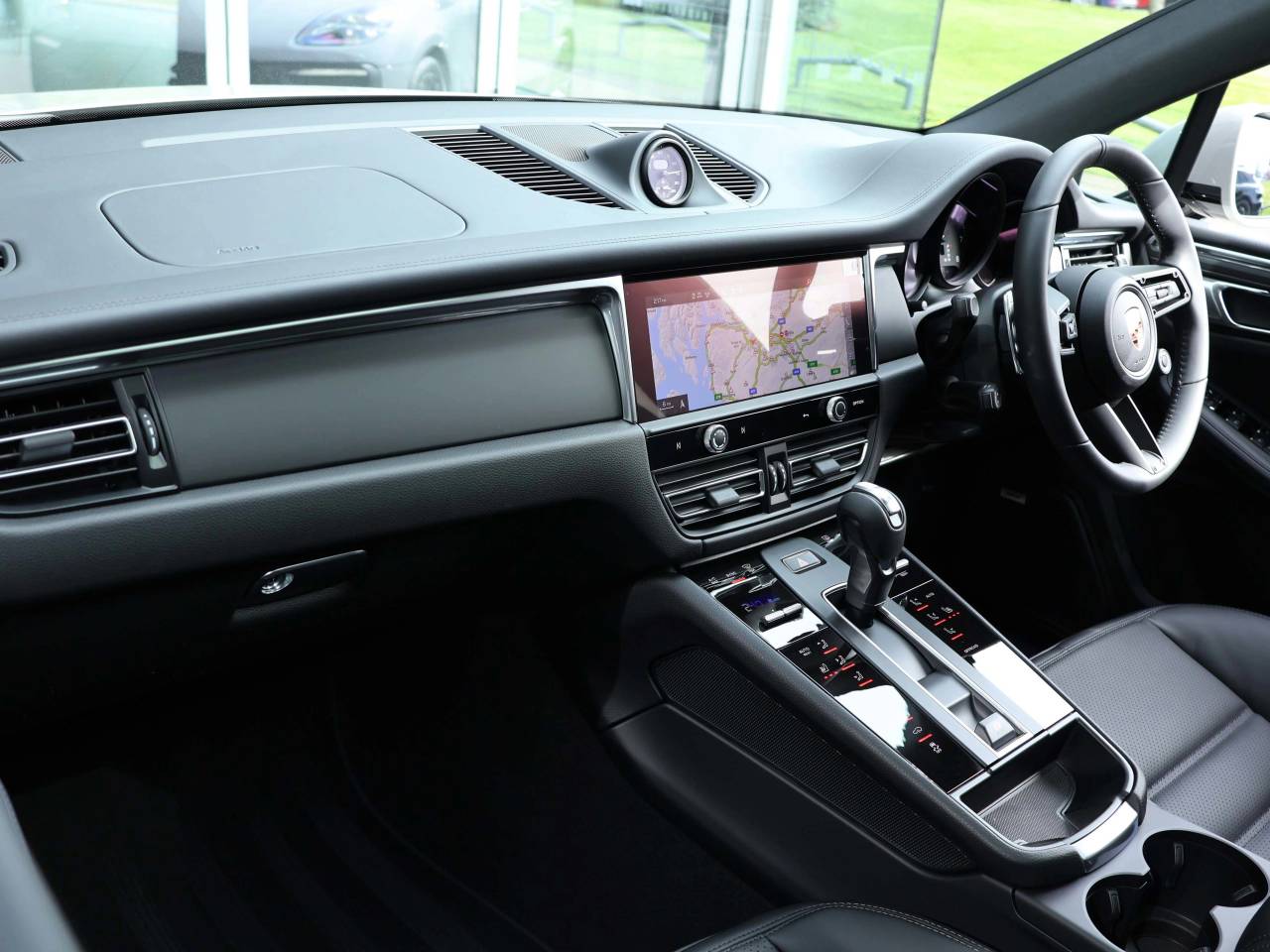 Macan (74) image 16