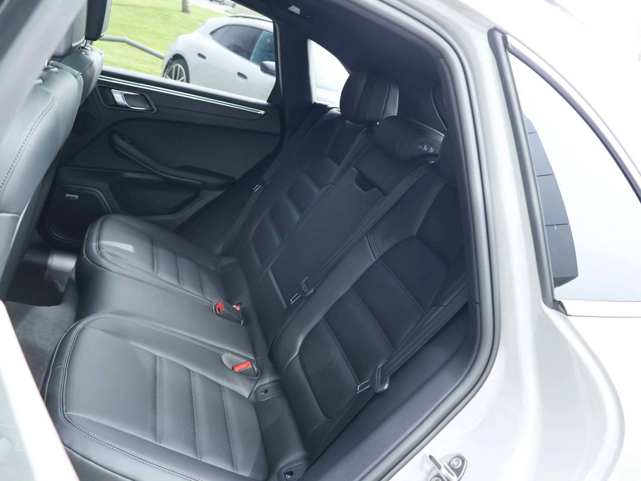 Macan (74) image 21