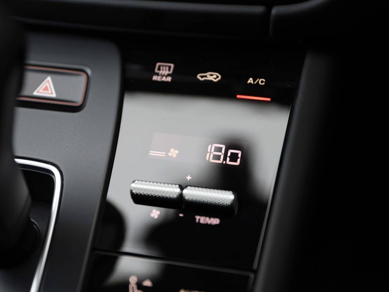 Macan (56) image 23