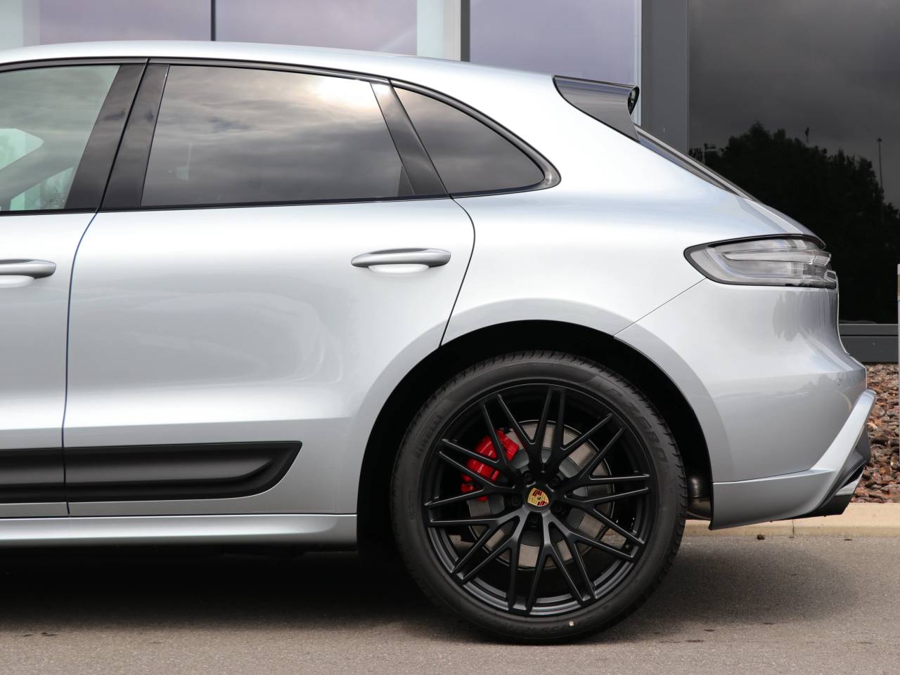 Macan (54) image 24