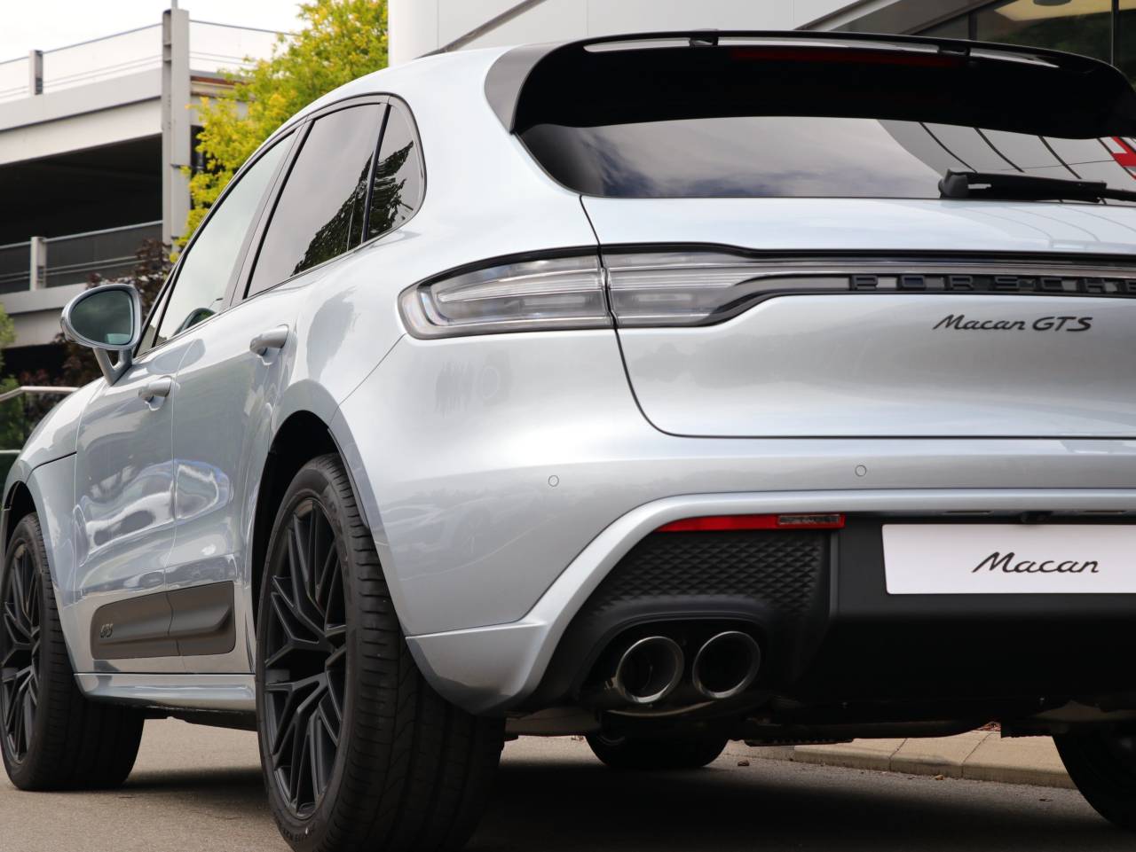 Macan (54) image 27