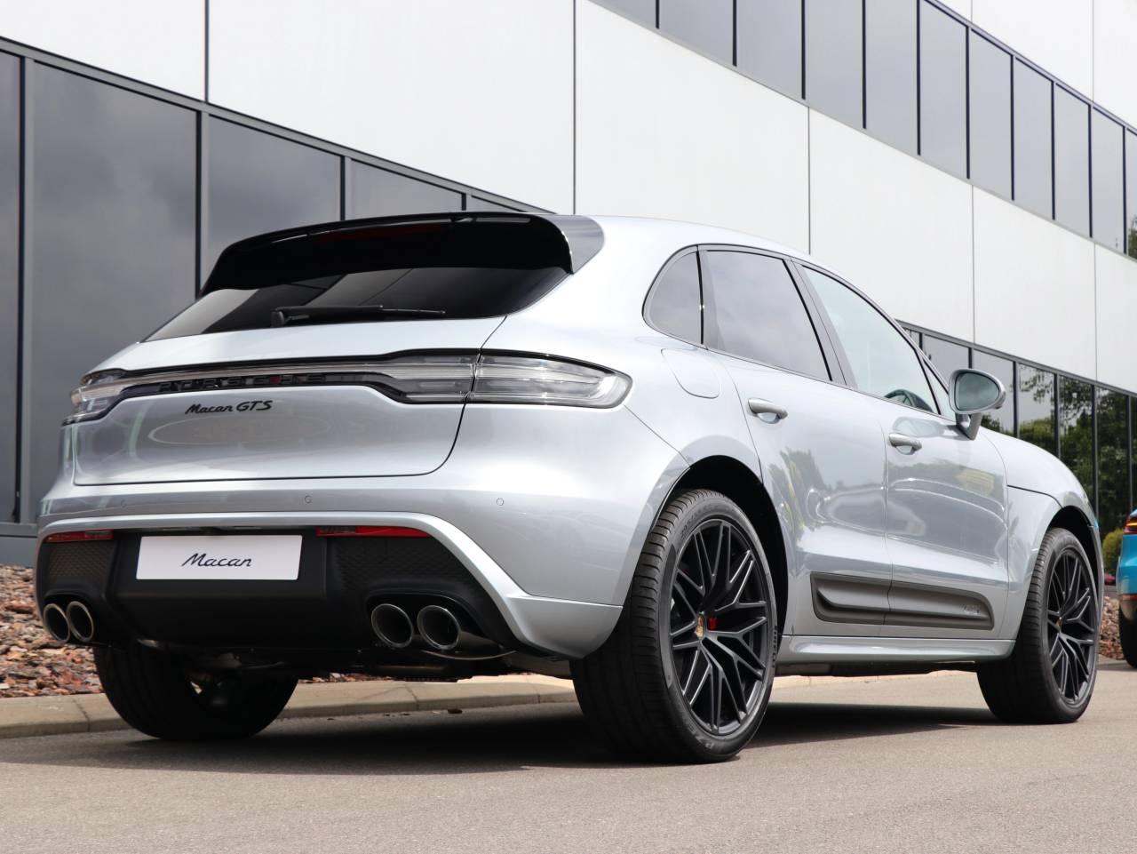 Macan (54) image 15