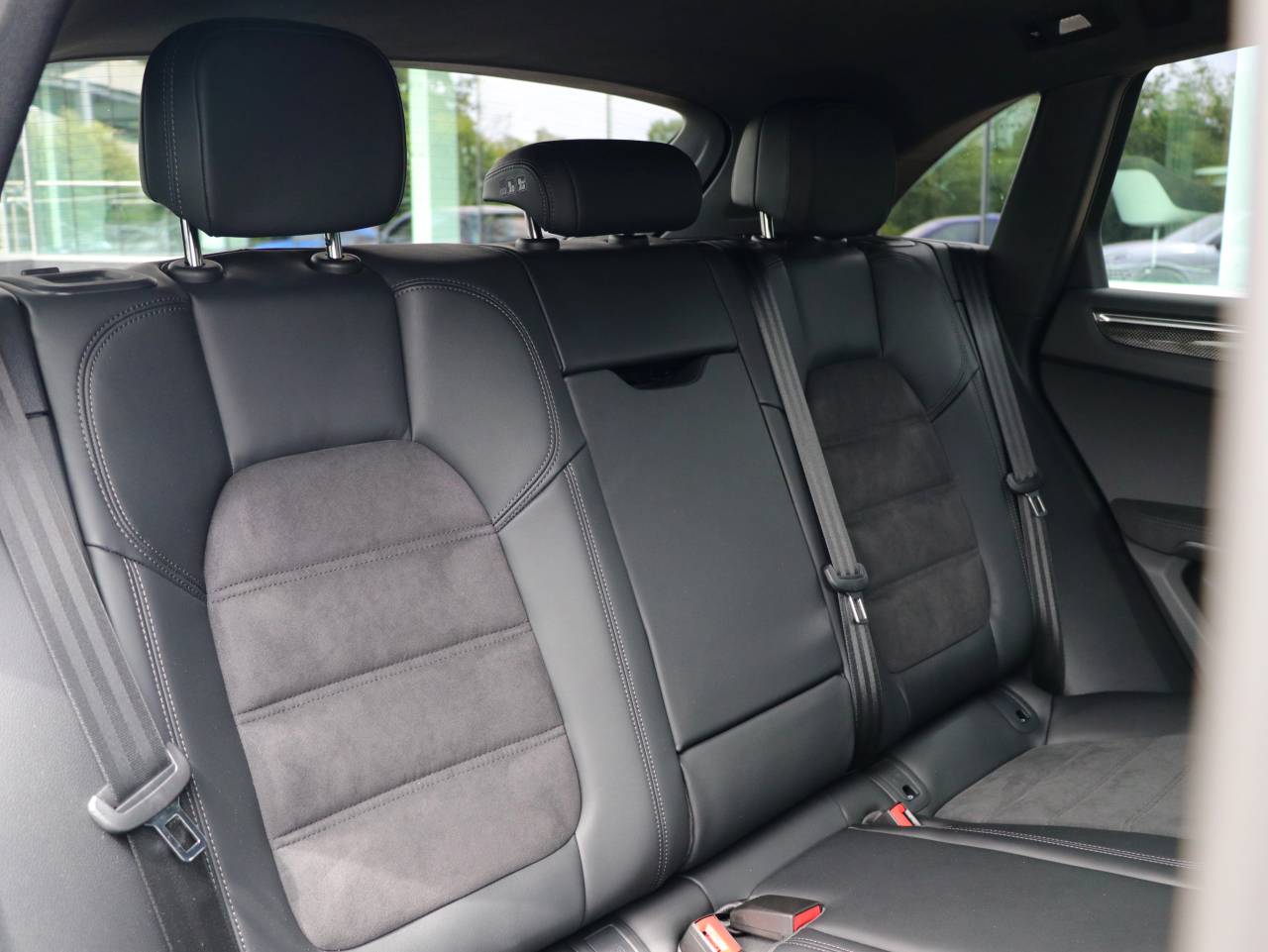 Macan (54) image 40