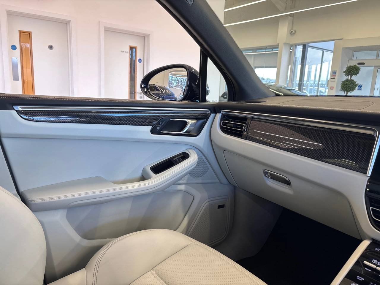 Macan GTS PDK (16) image 32