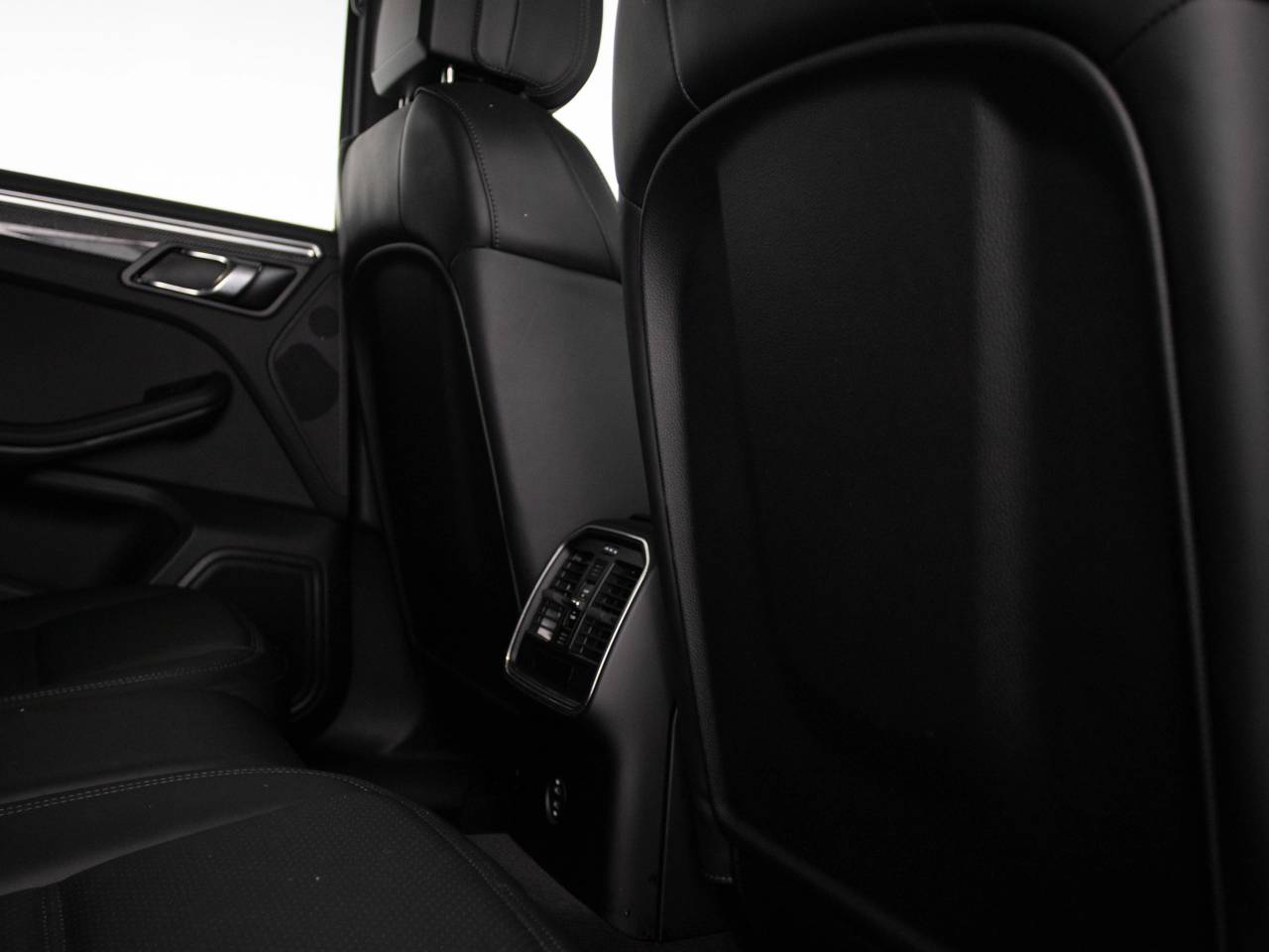 Macan T PDK (9) image 32