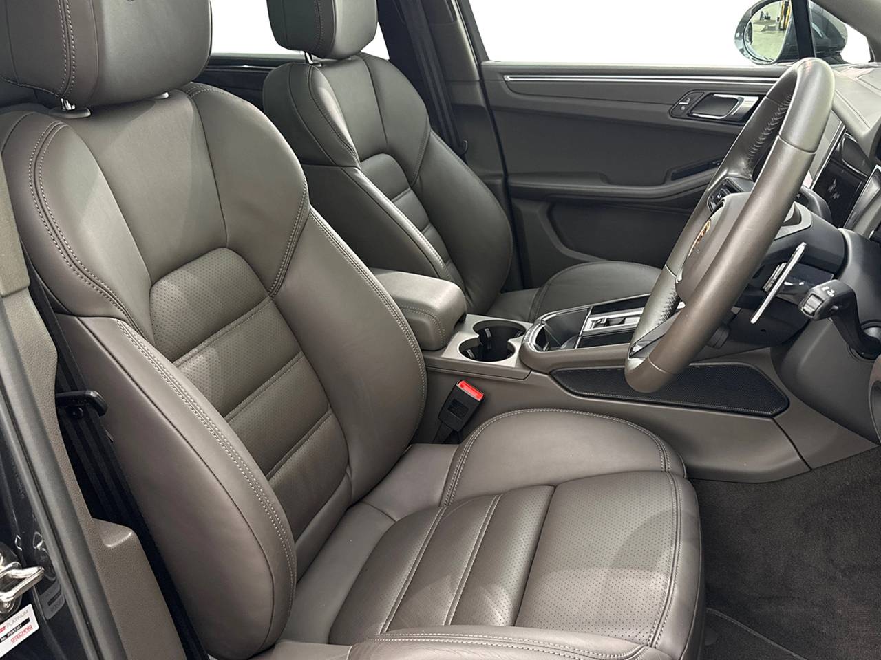 Macan GTS PDK (110) image 05