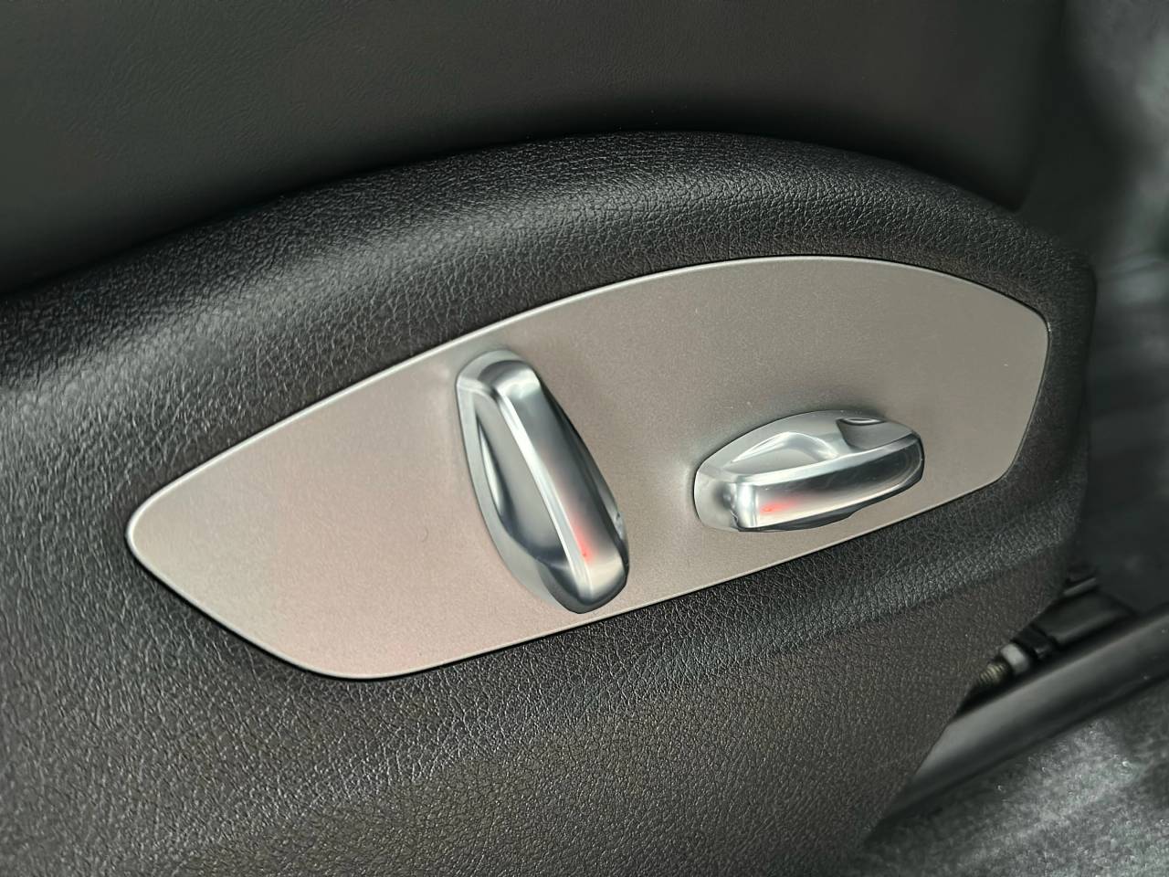 Macan (54) image 19