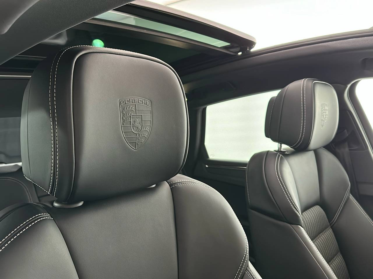 Macan (54) image 23