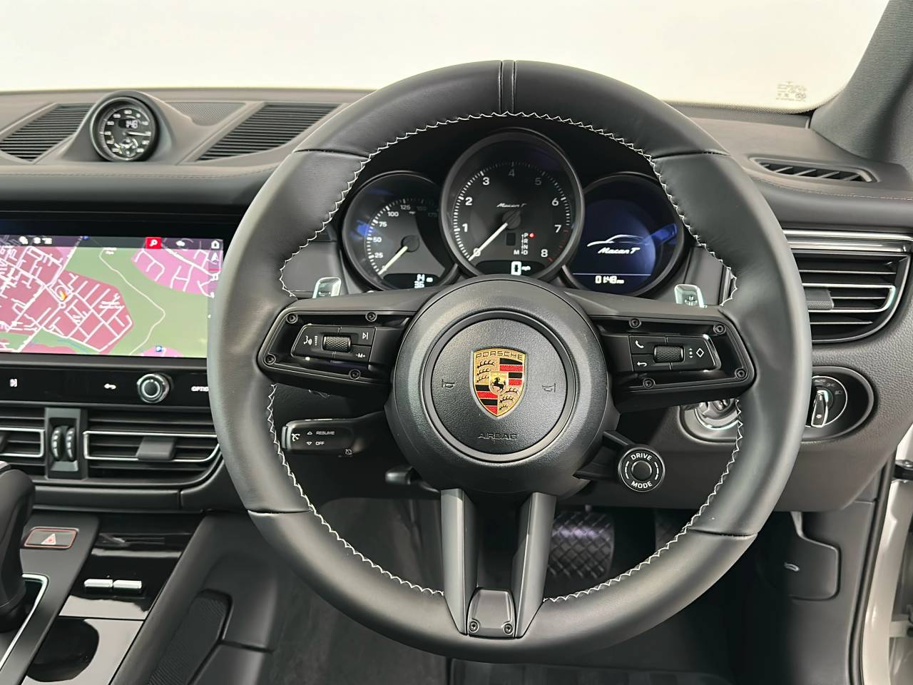 Macan (54) image 29