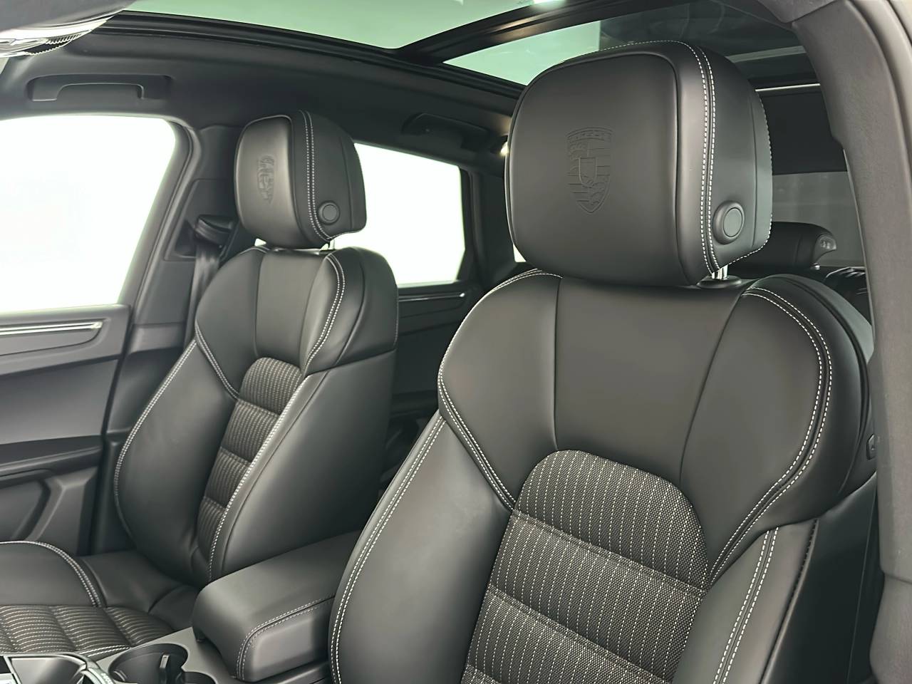 Macan (54) image 36
