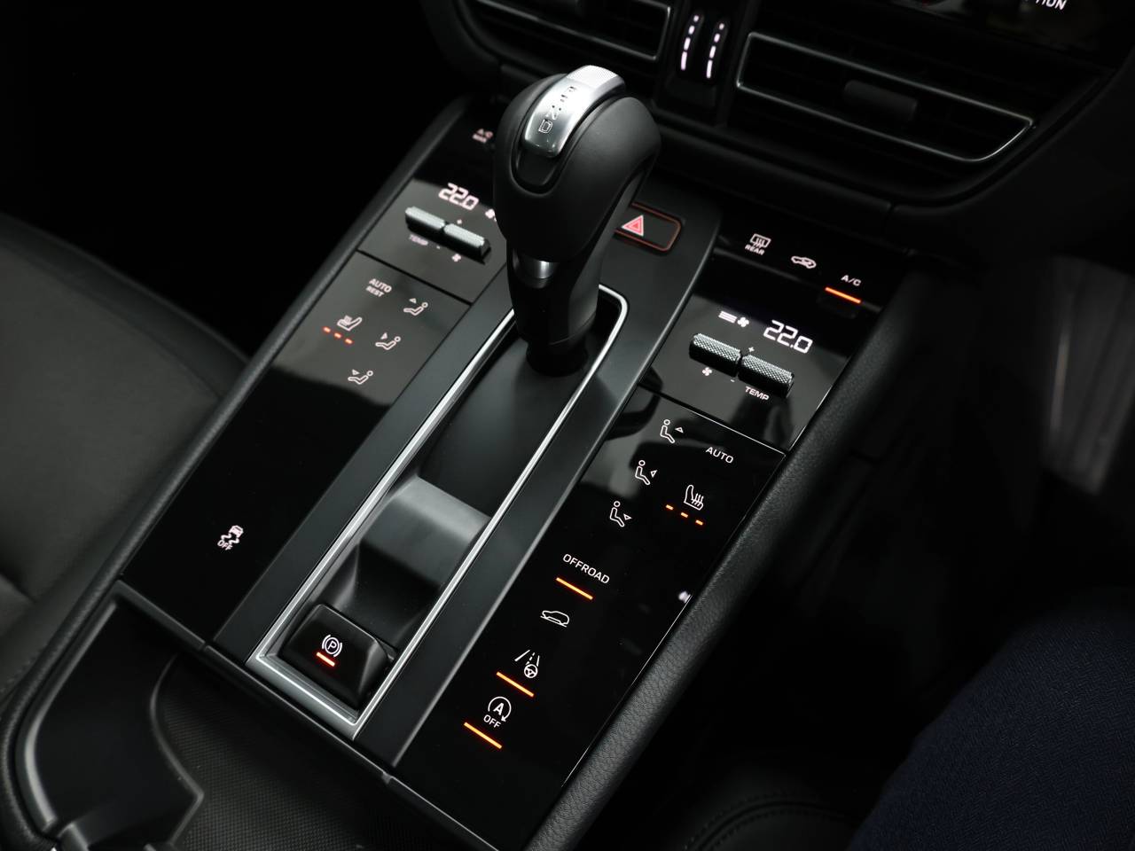 Macan (25) image 34