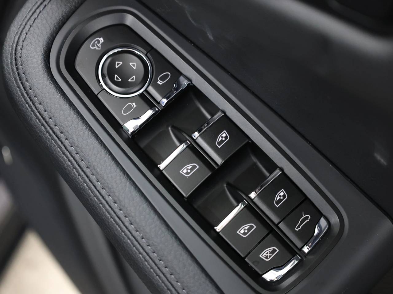 Macan (25) image 36