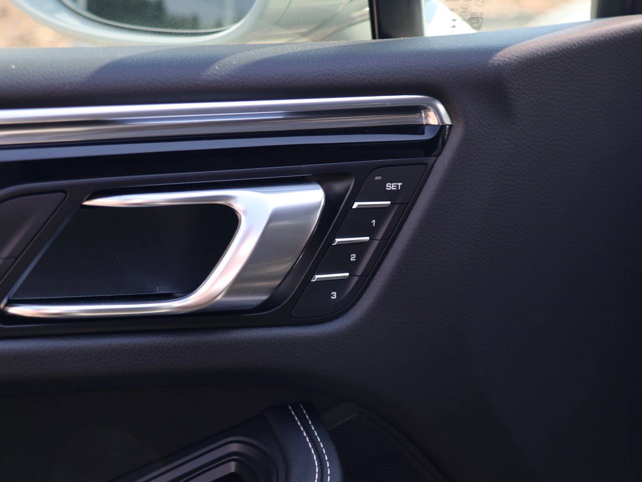 Macan (53) image 33
