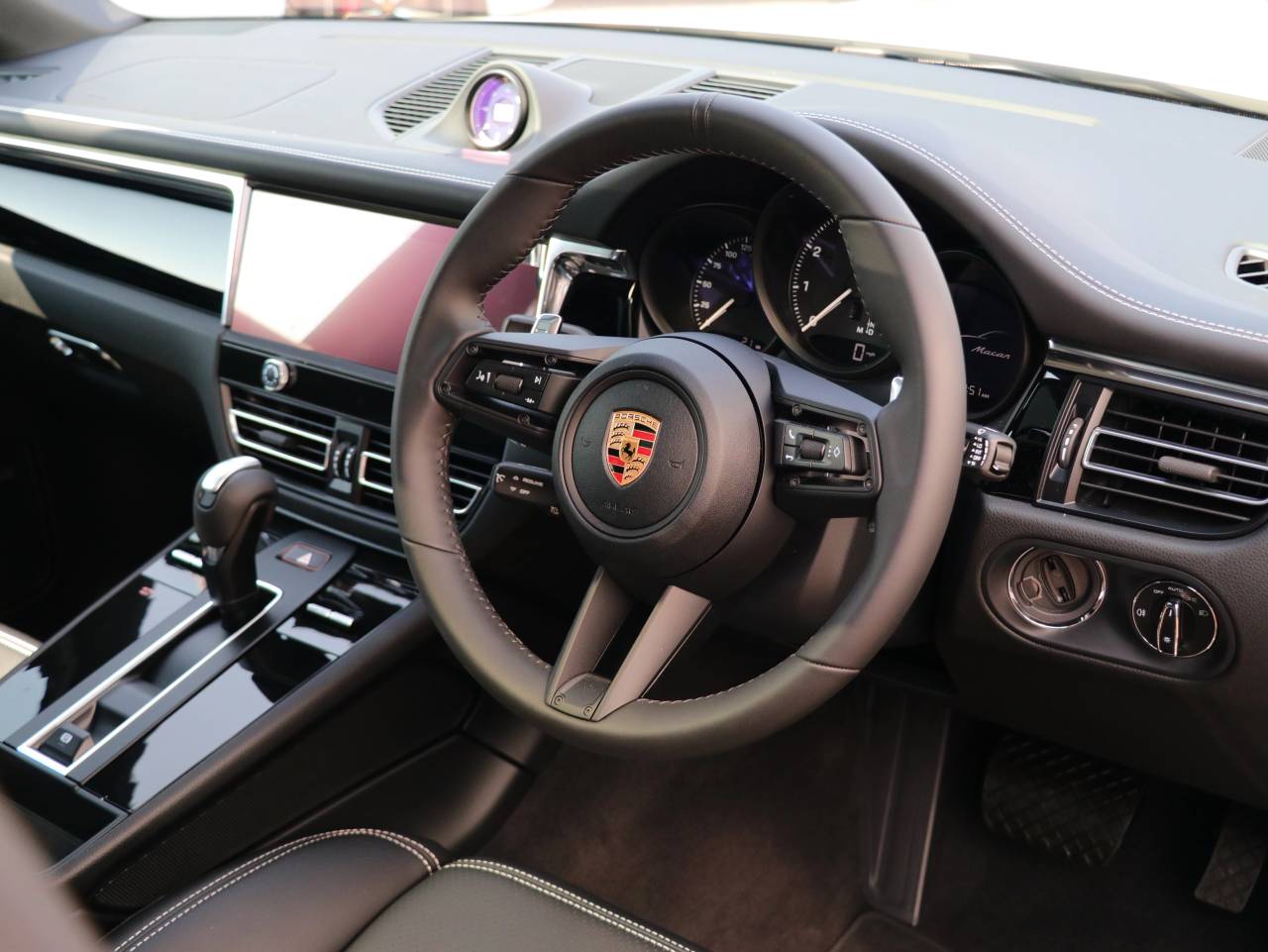 Macan (53) image 43