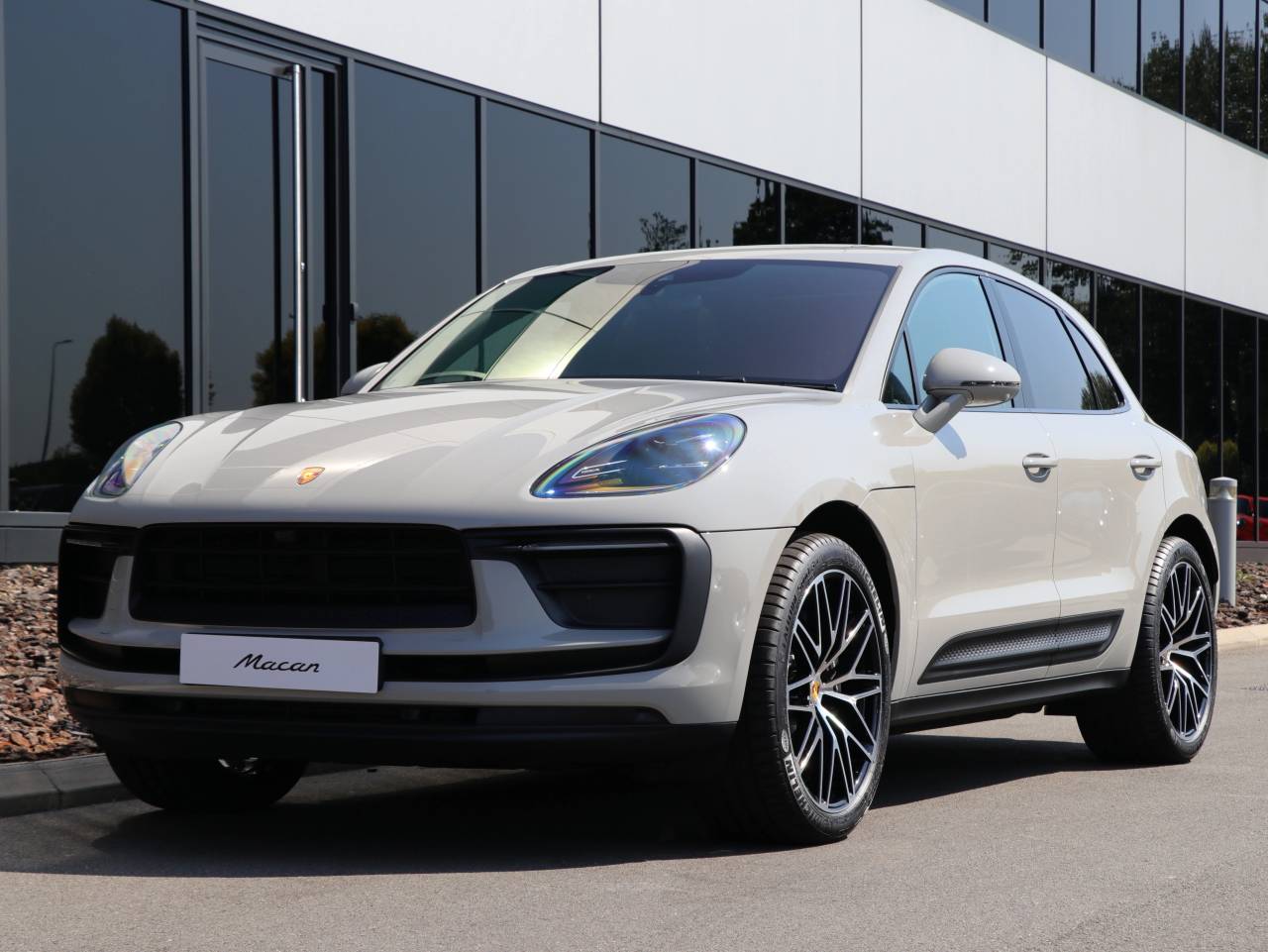 Macan (53) image 10