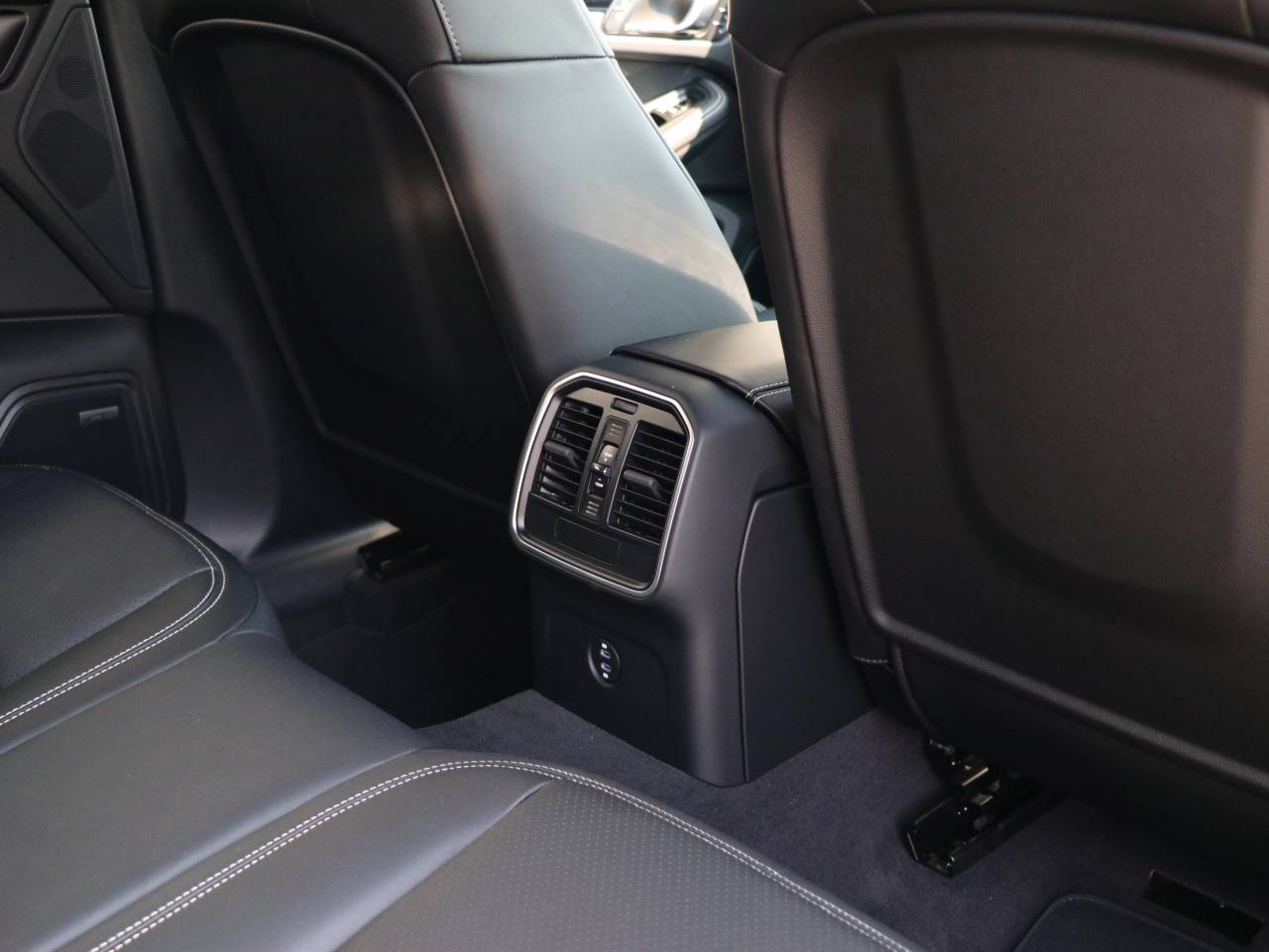 Macan (53) image 38