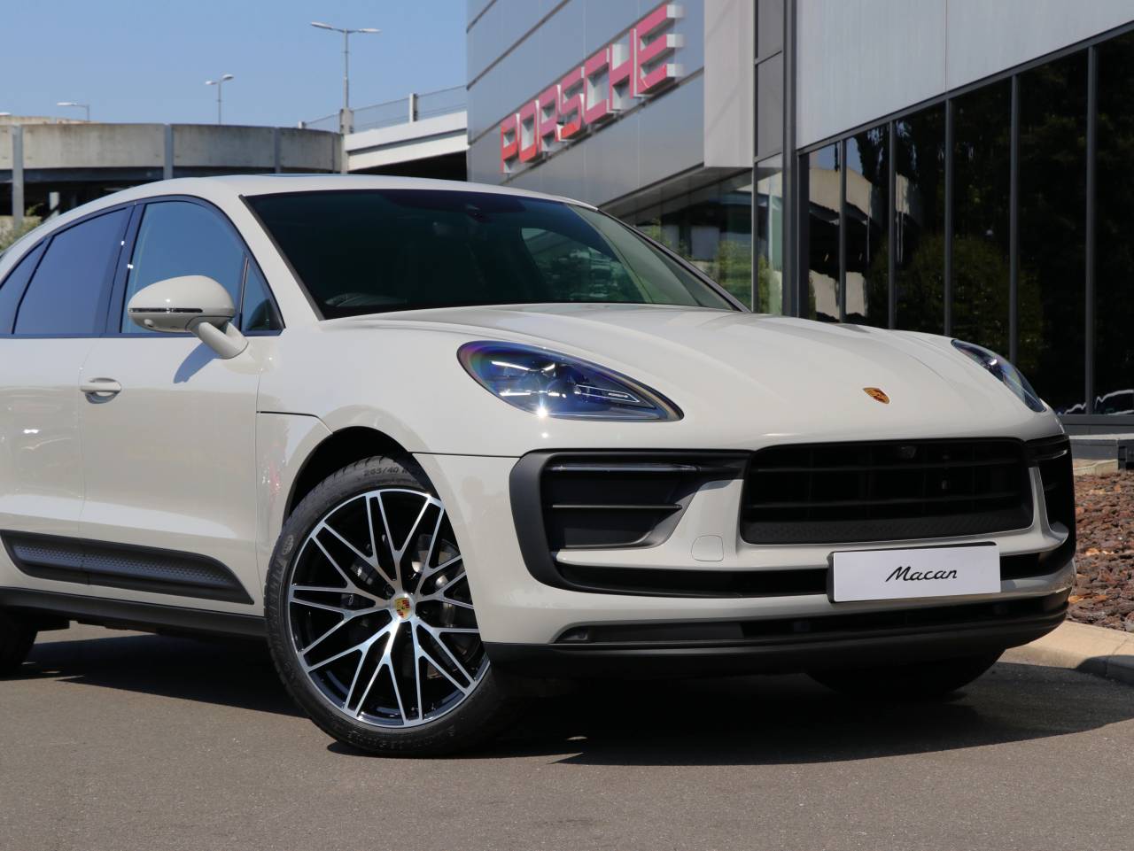 Macan (53) image 21