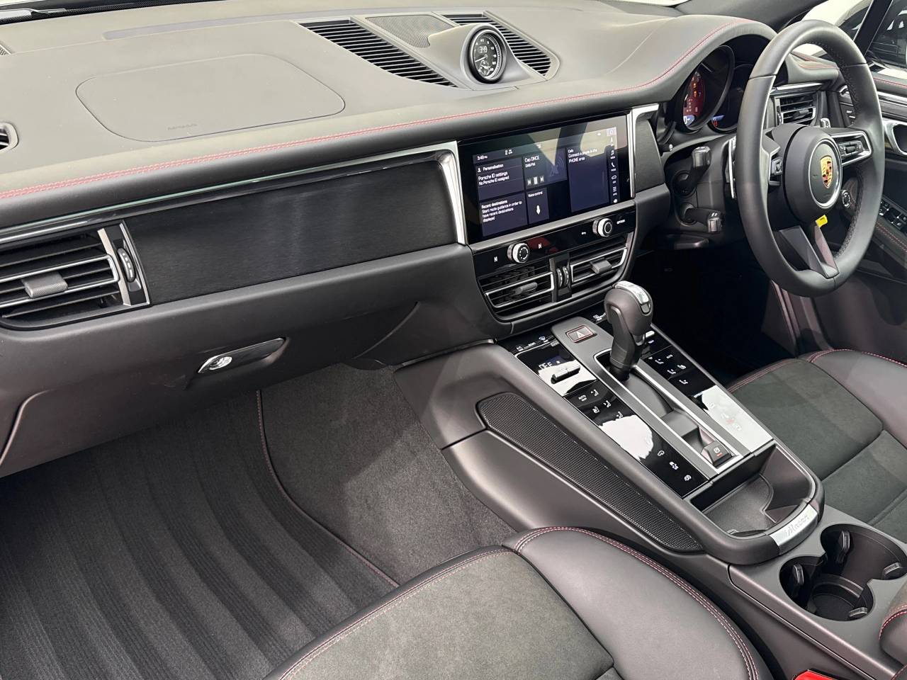 Macan (96) image 20
