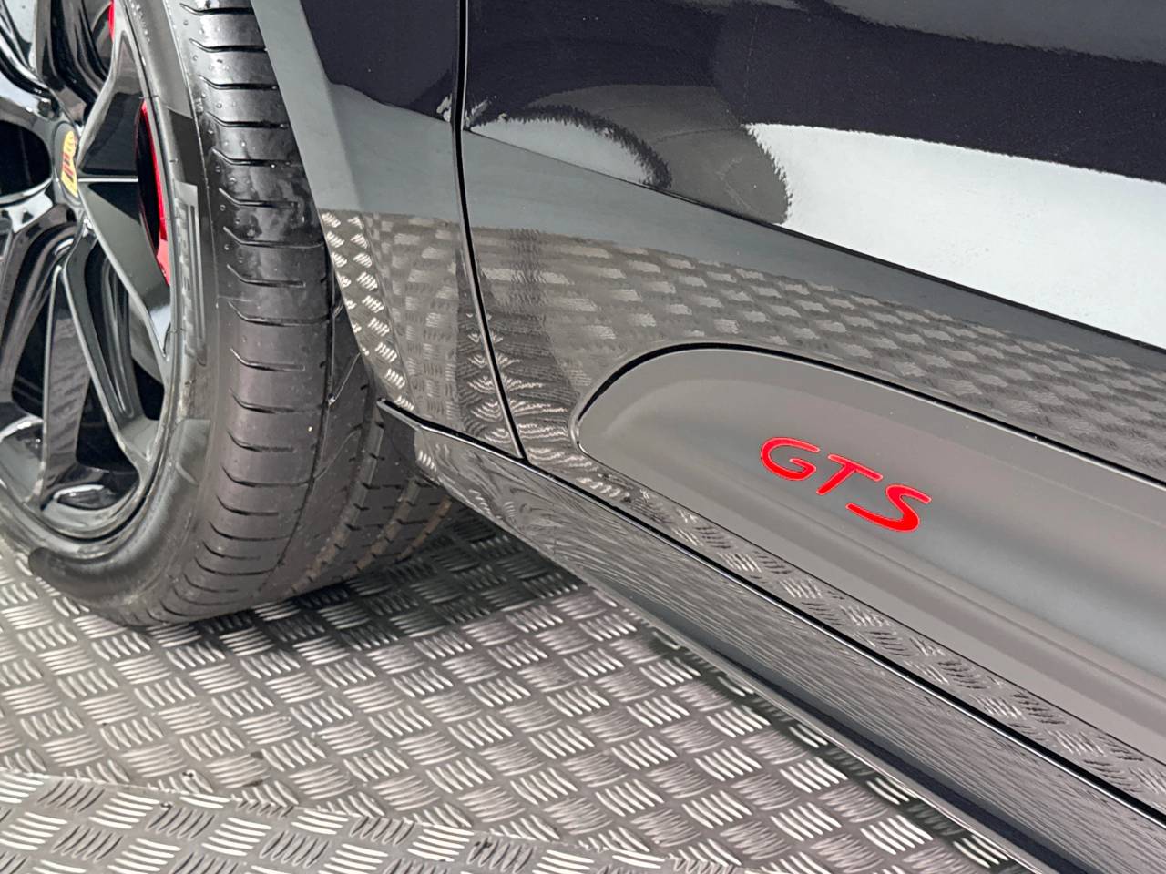 Macan (96) image 15