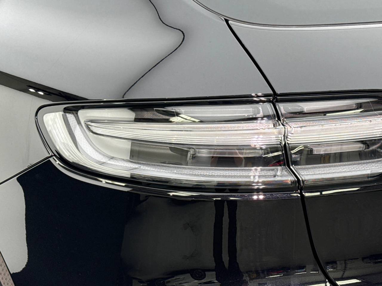 Macan (96) image 16